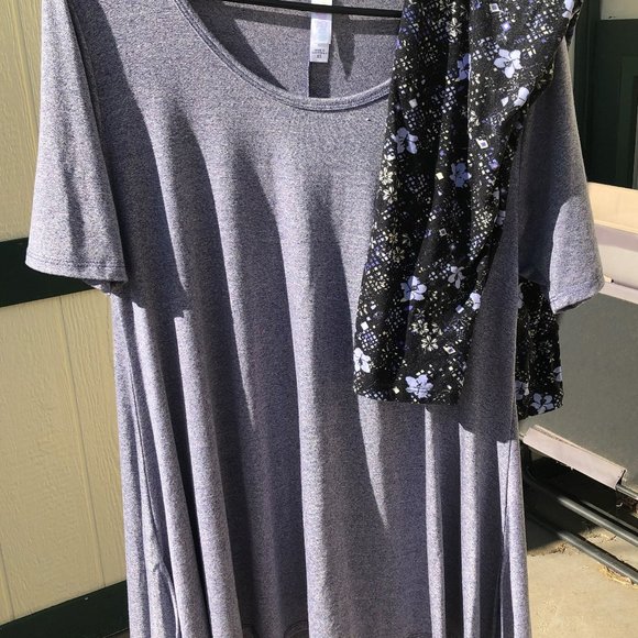 LuLaRoe Outfit - Picture 1 of 2